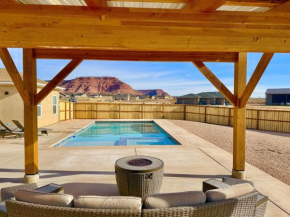 Brand New Home with Private Pool and Hot Tub